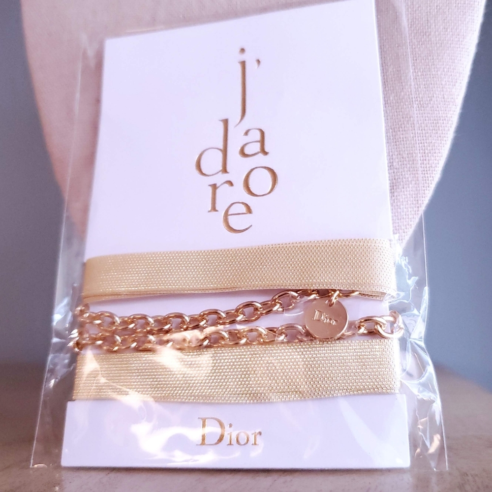 NWT Dior Choker Necklace Gold Logo Charm Ribbon Limited Dior Jadore - Picture 5 of 5